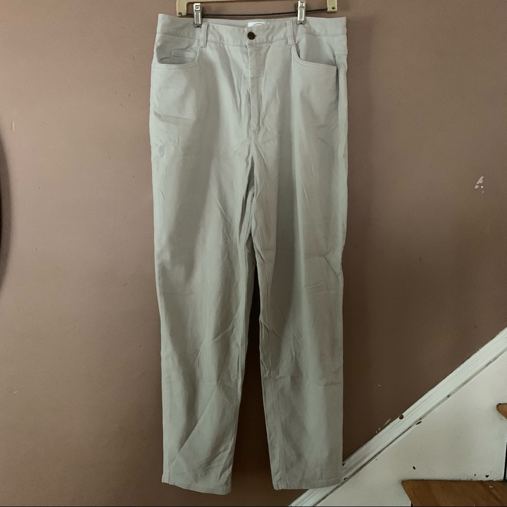 New Woman’s Khaki Pants